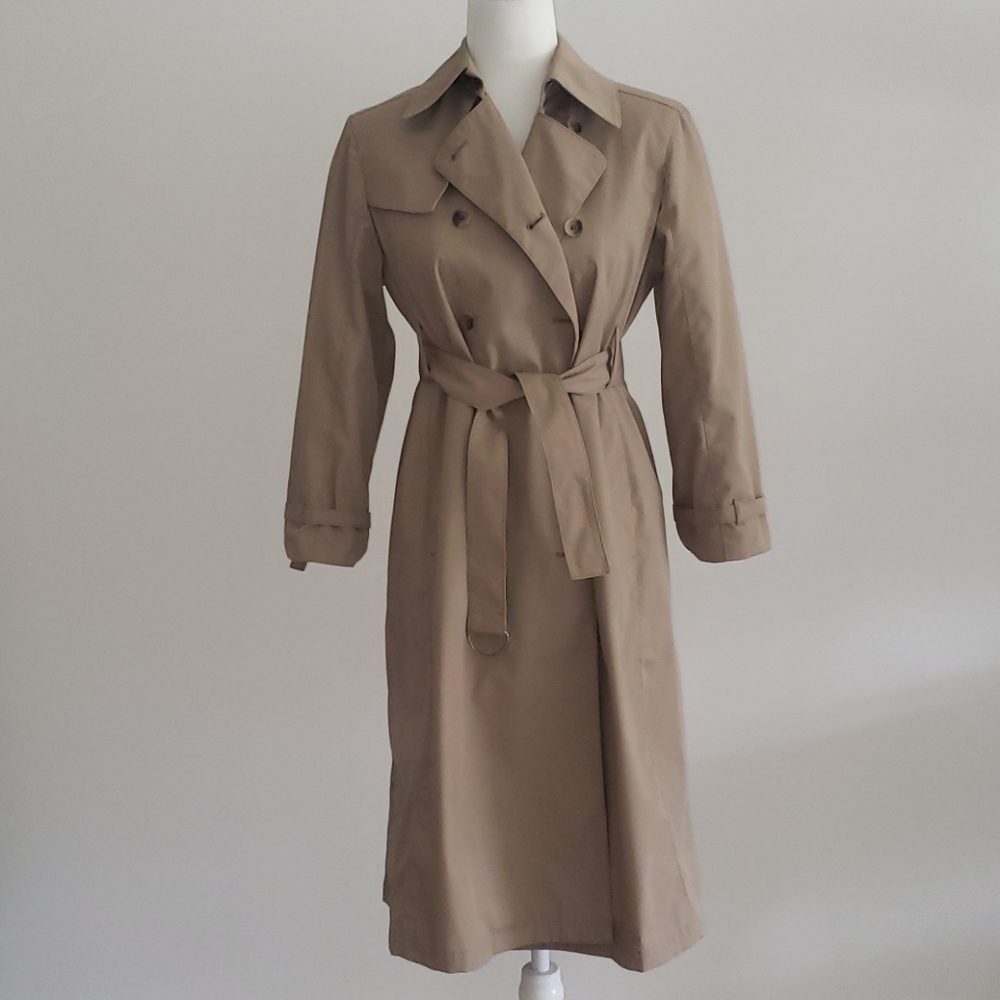 💋 SALE! London Fog Trench Coat